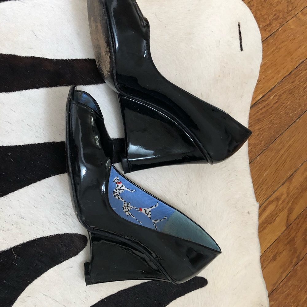 Shoes - Picture 2 of 3